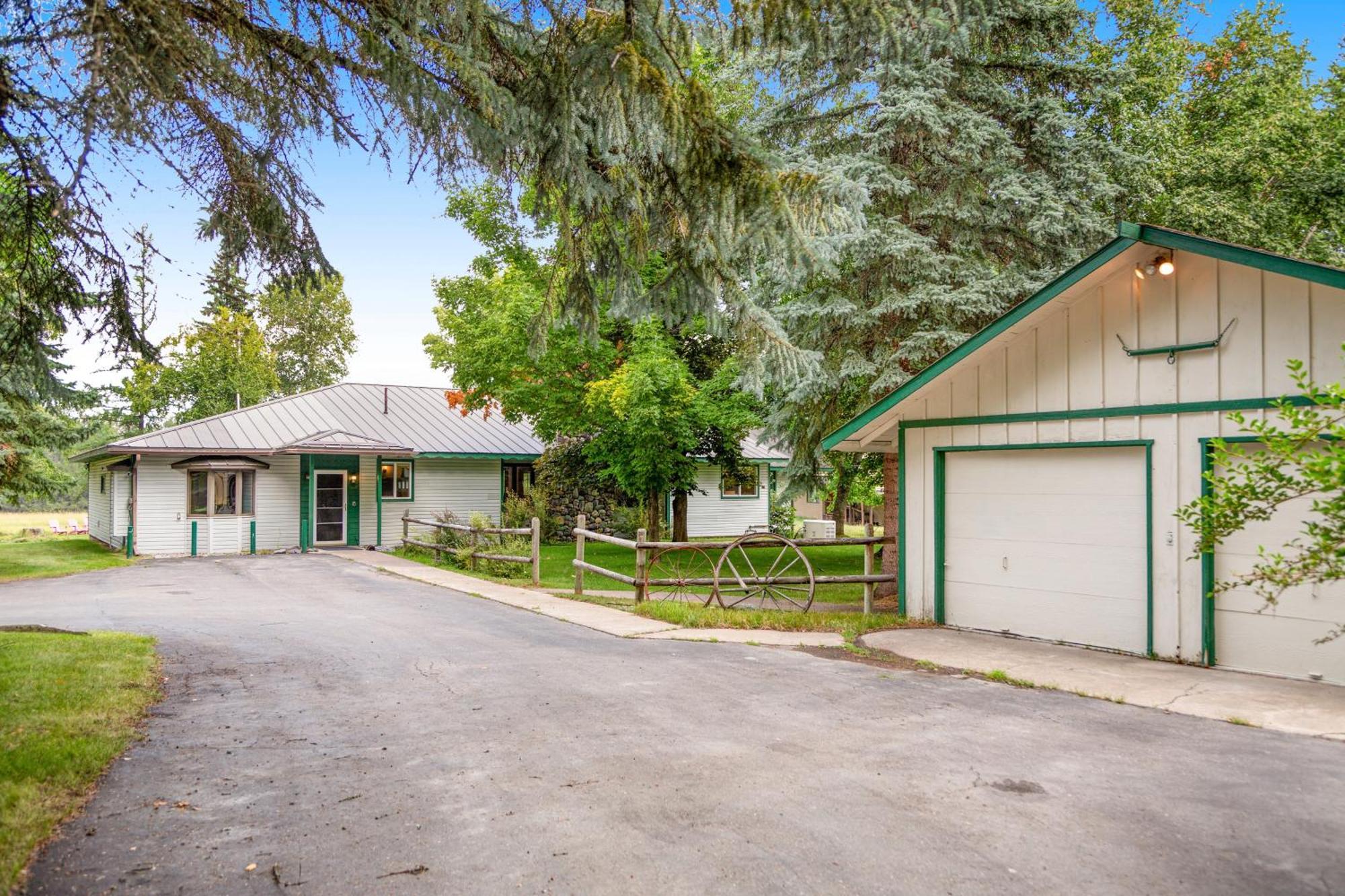 Swan River Rendezvous Bigfork Exterior photo